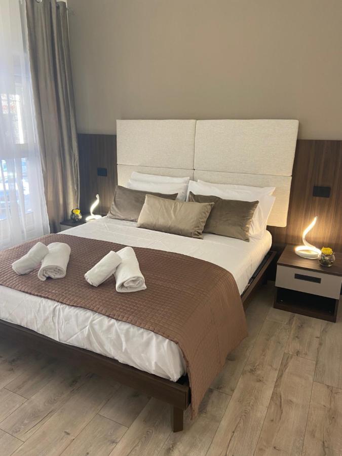 Hotel Plaza Ungheria Παλέρμο Εξωτερικό φωτογραφία