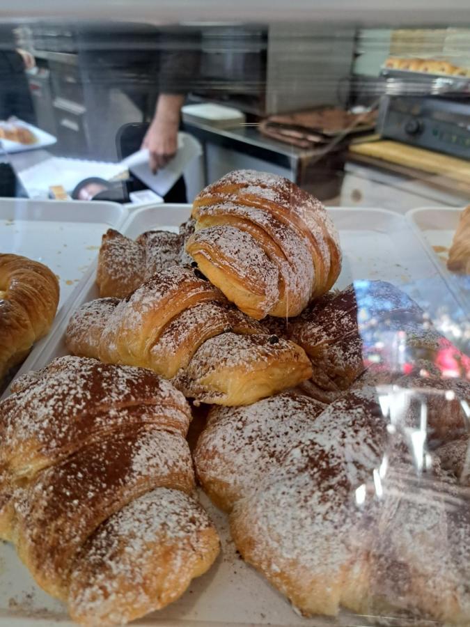Hotel Plaza Ungheria Παλέρμο Εξωτερικό φωτογραφία